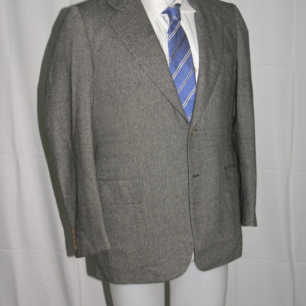 Kiton Vintage Gray Herringbone Two Button Sport Coat 40r View 5